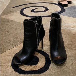 Women’s Black Halogen Booties Size 7.5